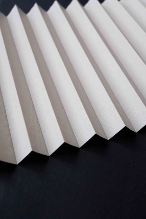 Gri Cambalkon Perdesi