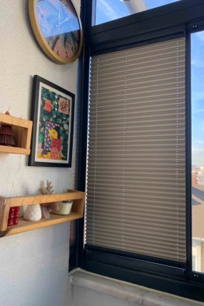 Krem Yarı Karartma Plise Perde 