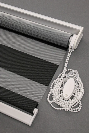 Siyah Polyester Zebra Perde 