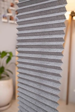 Alacalı Koyugri Plise Perde