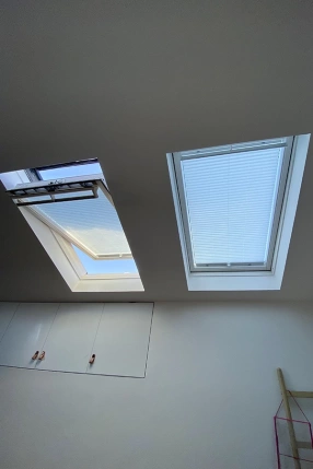 Plain Skylight Pleated Blind – Standard Sunshade